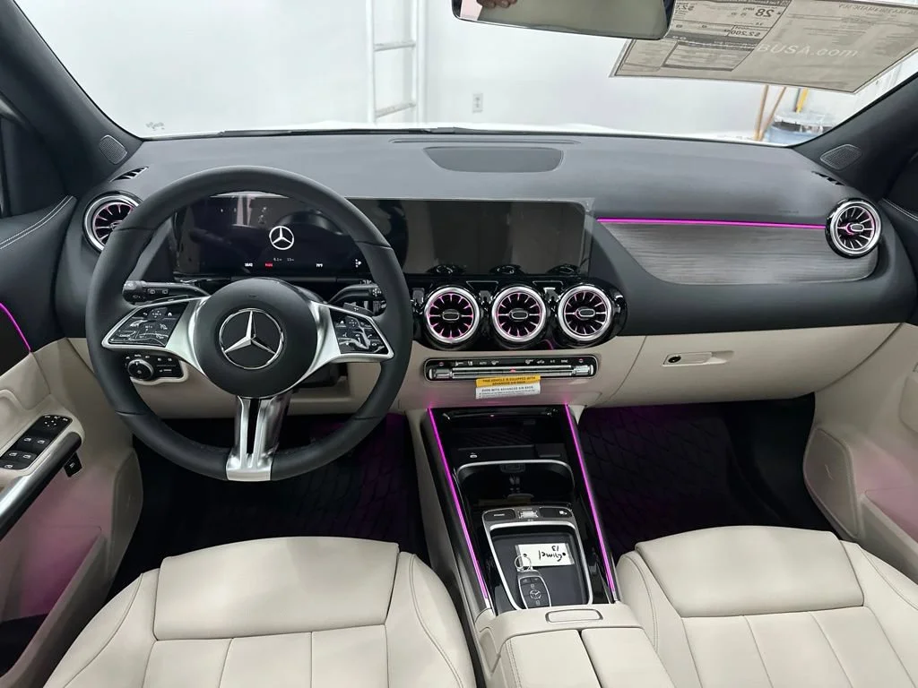 New 2026 White Mercedes-Benz GLA 250 image 23