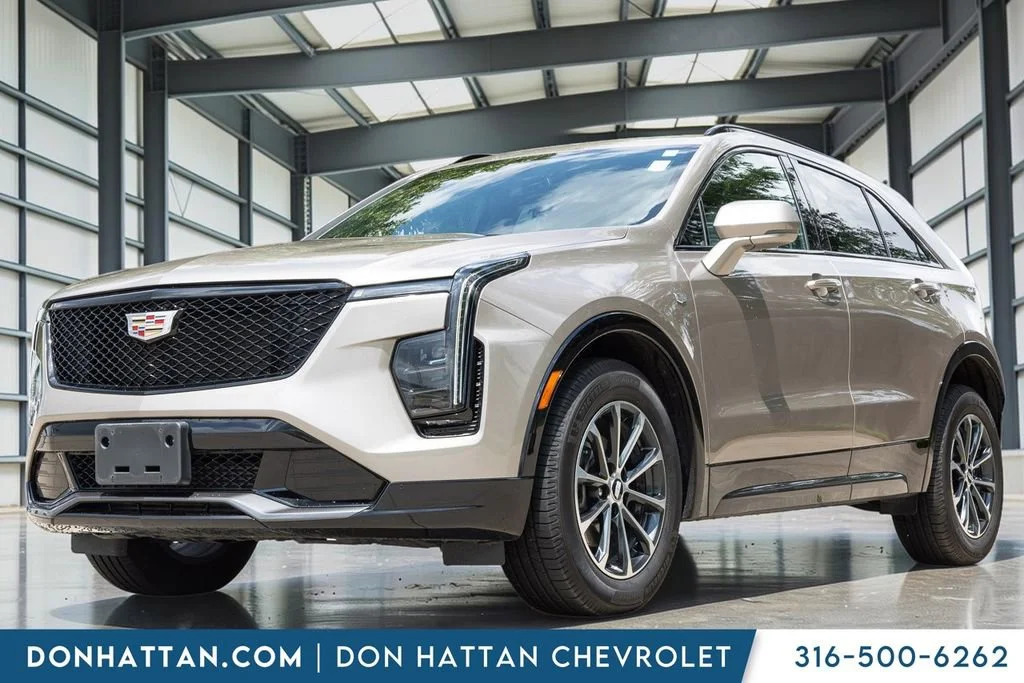 2024 Cadillac XT4 Sport's photo