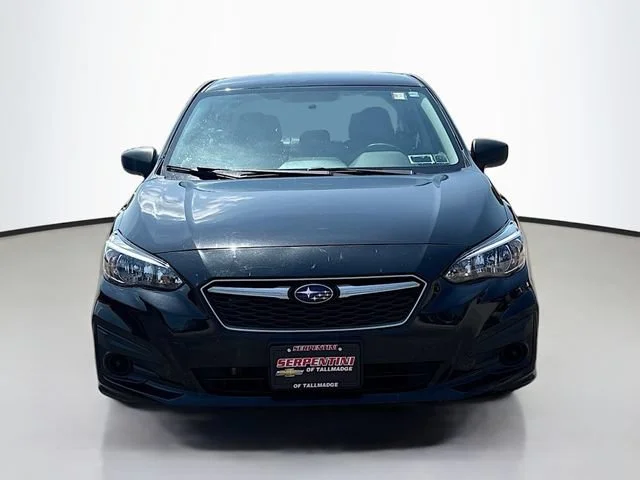 Used 2018  Subaru 2.0I image 2