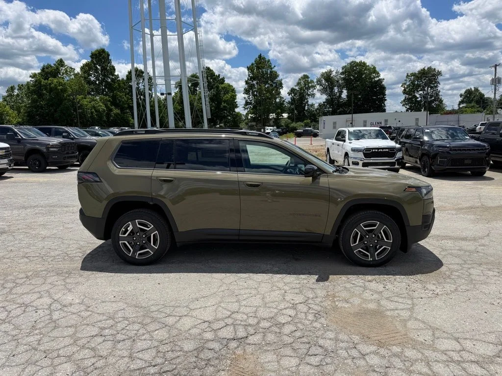 New 2026 41 Jeep Laredo image 5