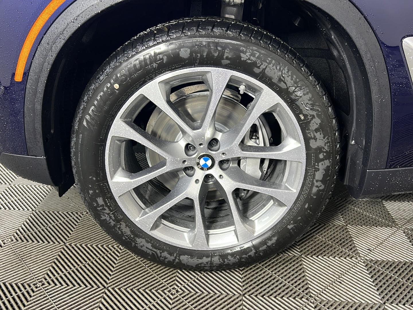 New 2026 Tanzanite Blue II Metallic BMW xDrive40i image 19