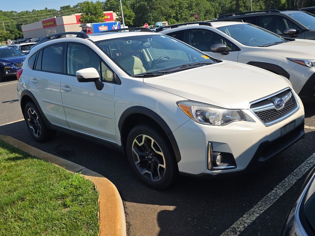 Used 2016 White Subaru 2.0i Limited image 2