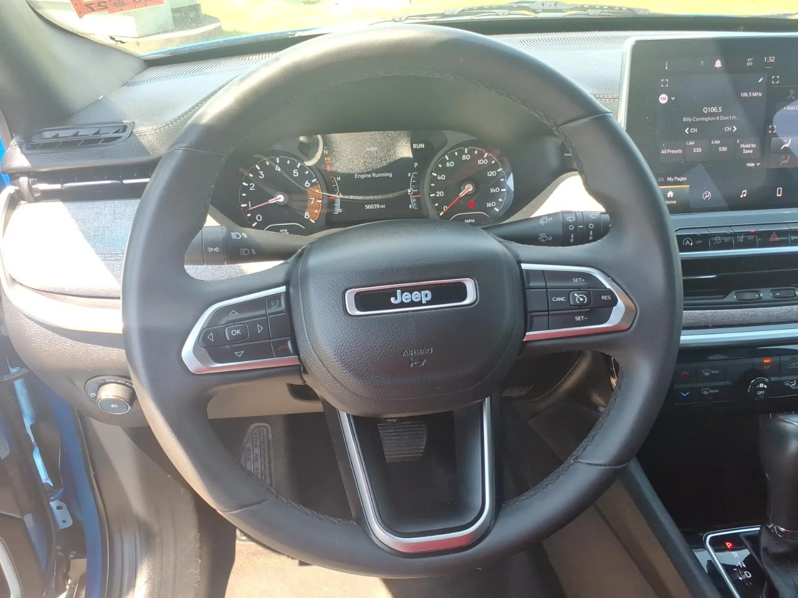 Used 2024 Blue Pearl Jeep Latitude image 22