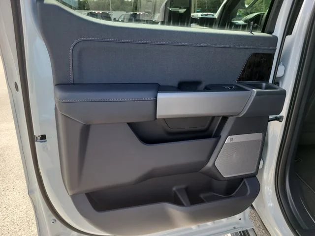 New 2026 Avalanche Ford Lariat image 12