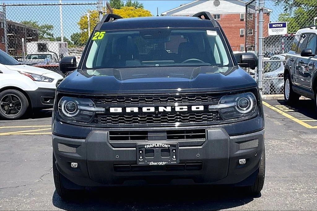 New 2025 Shadow Black Ford Outer Banks® image 2