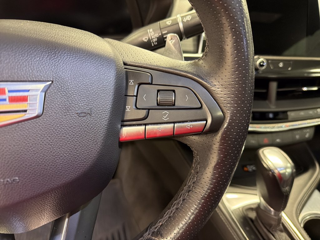 Used 2021 Red Cadillac Sport image 29