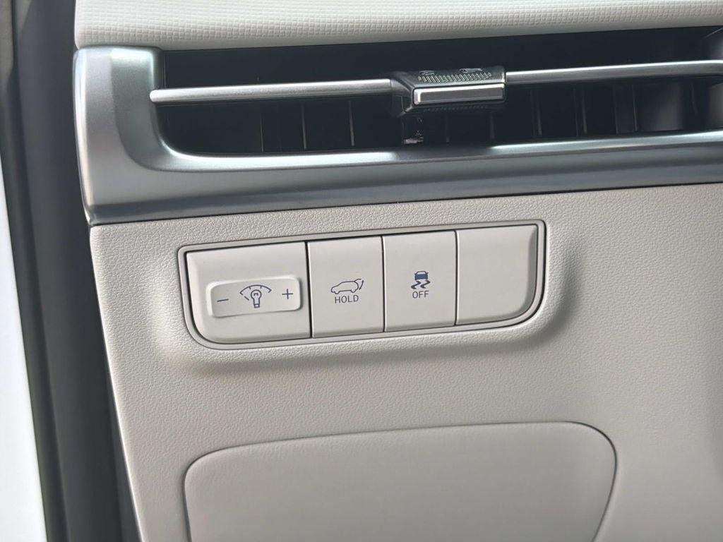 New 2026 White Hyundai SEL Plus AWD image 13
