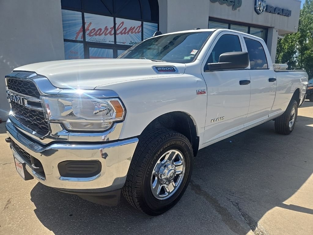 Used 2022 RAM Ram 2500 Pickup Tradesman with VIN 3C6UR5HJ8NG249142 for sale in Kansas City