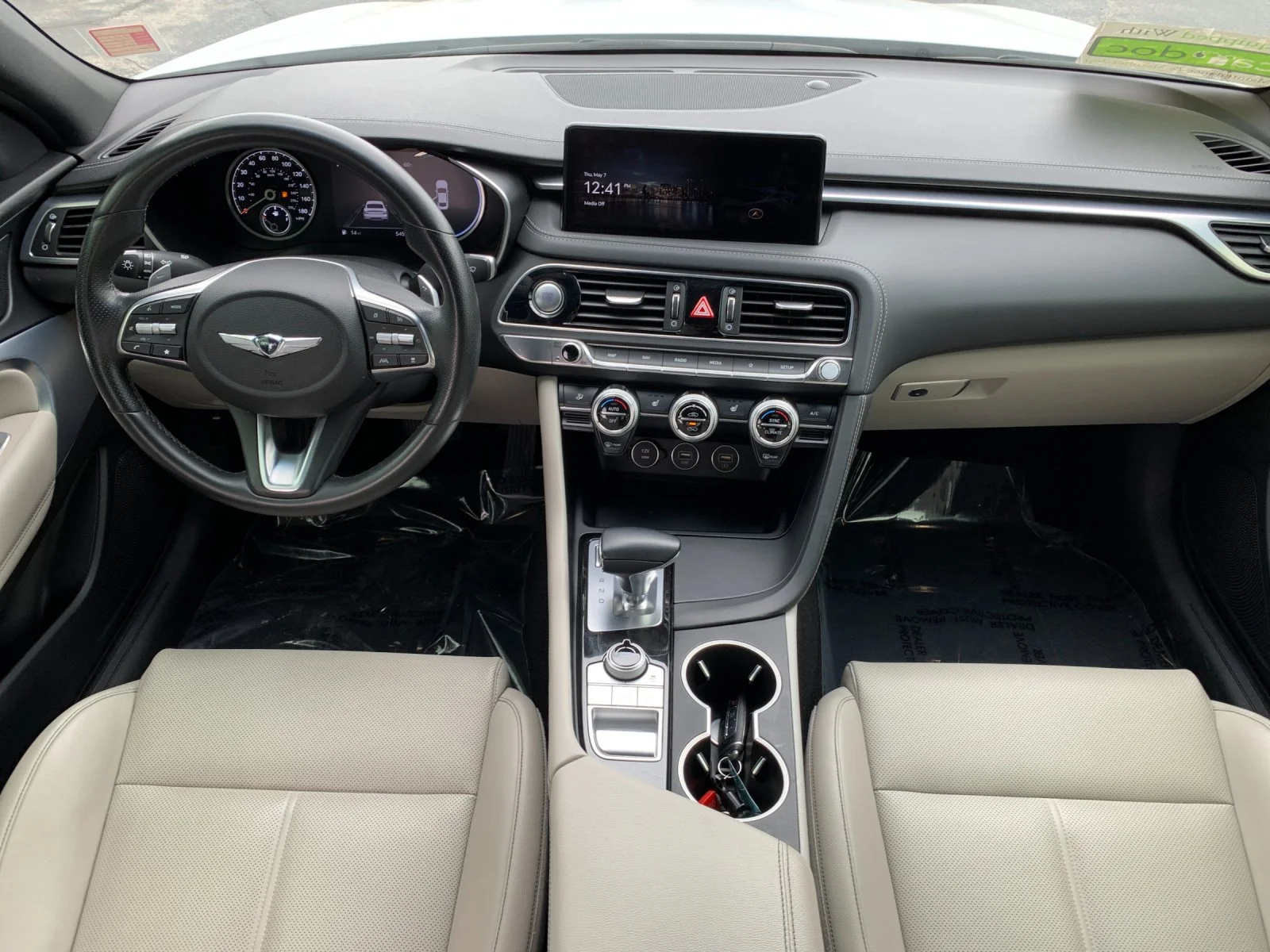 Used 2023 White Genesis 2.0T image 16