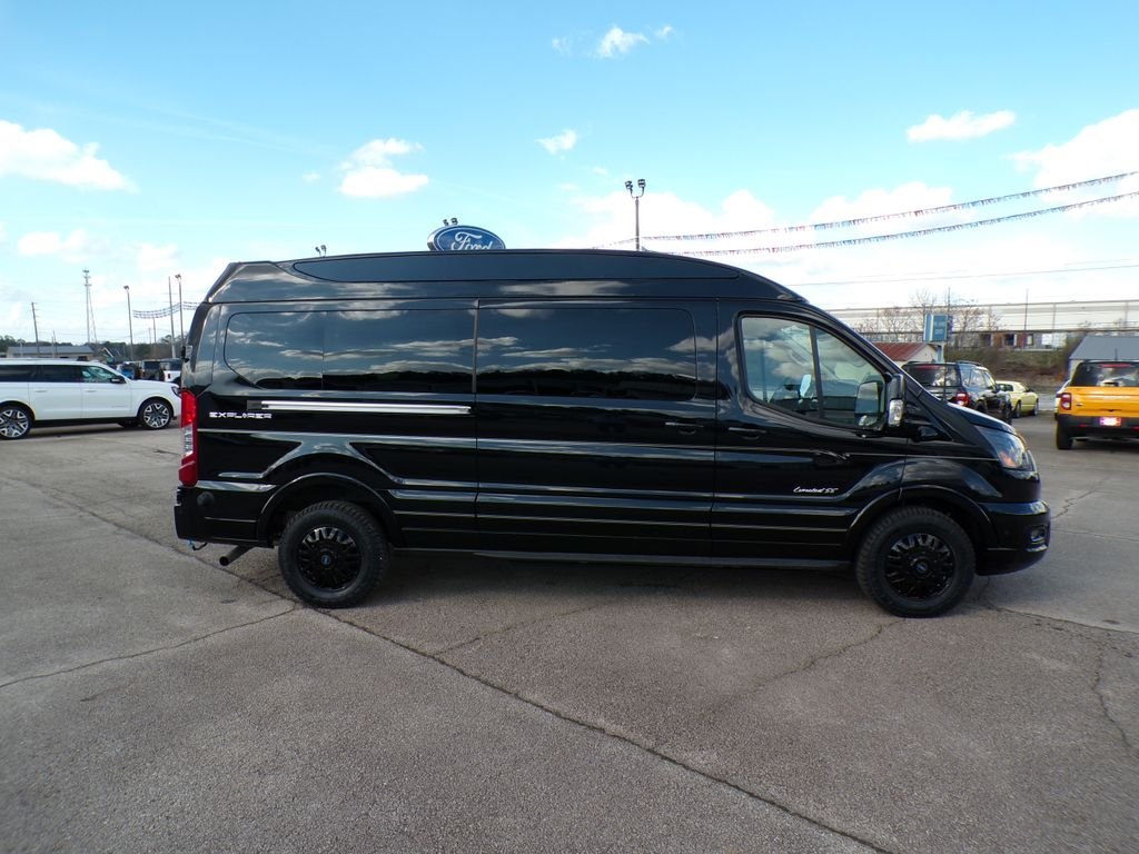 New 2026 Agate Black Metallic Ford Cargo Van image 8