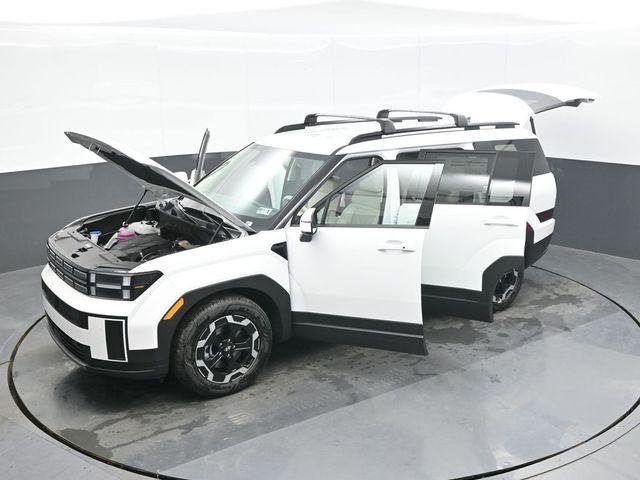 New 2027 White Hyundai SEL AWD image 28