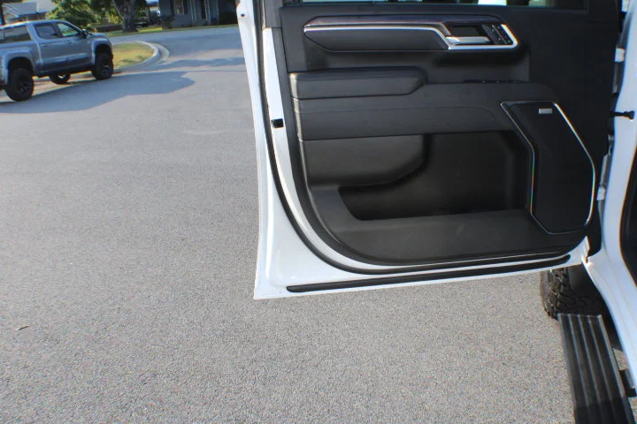Used 2026 Summit White Chevrolet LTZ image 6
