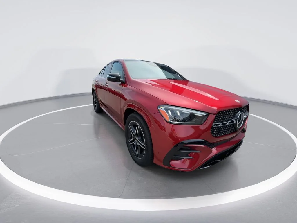 Used 2025  Mercedes-Benz GLE 450 image 2
