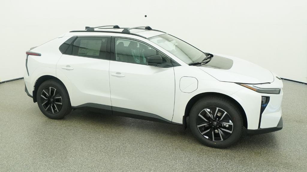 New 2026 Wind Chill Pearl Toyota XLE image 34