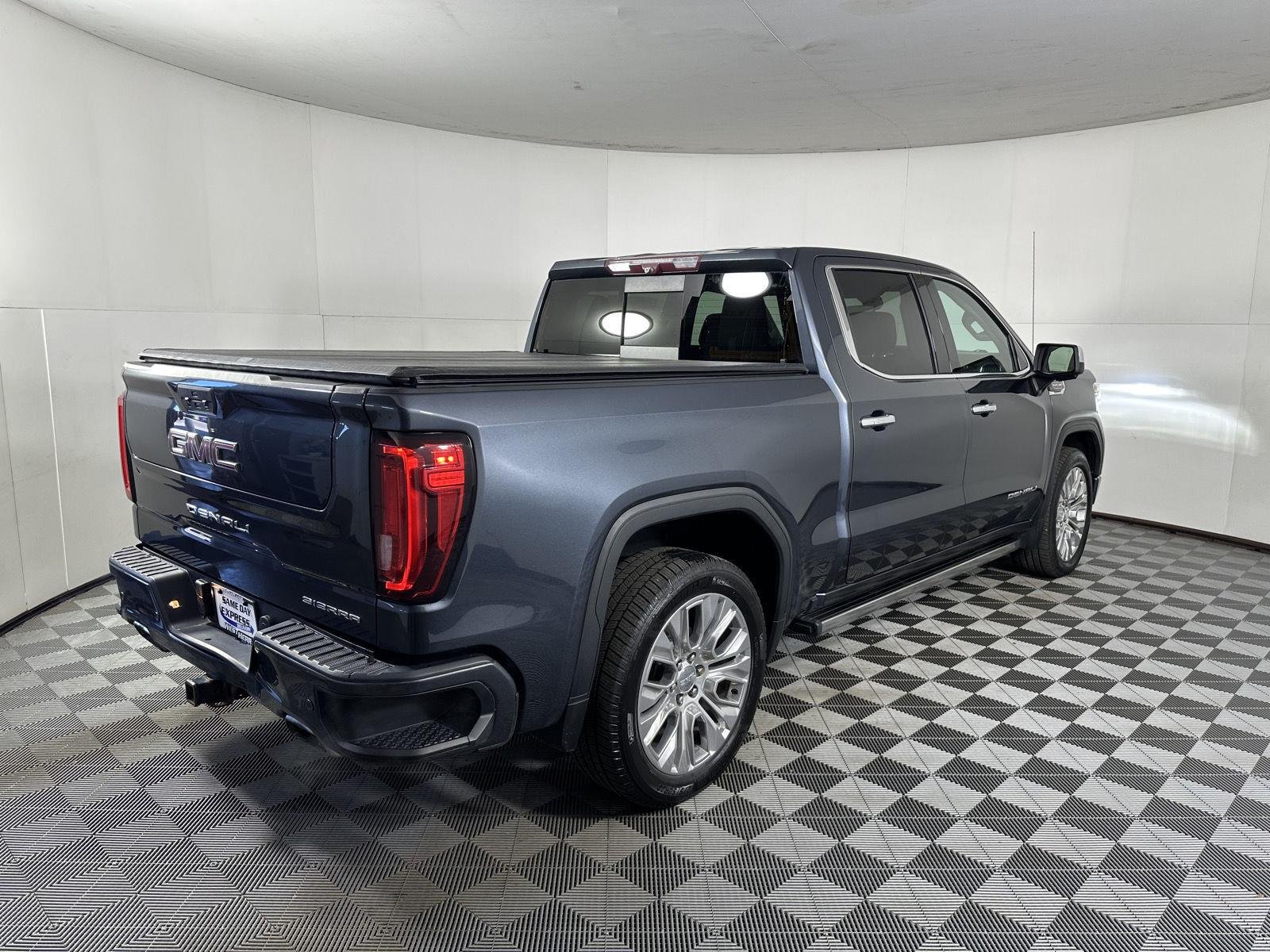 Used 2020 Dark Sky Metallic GMC Denali image 26
