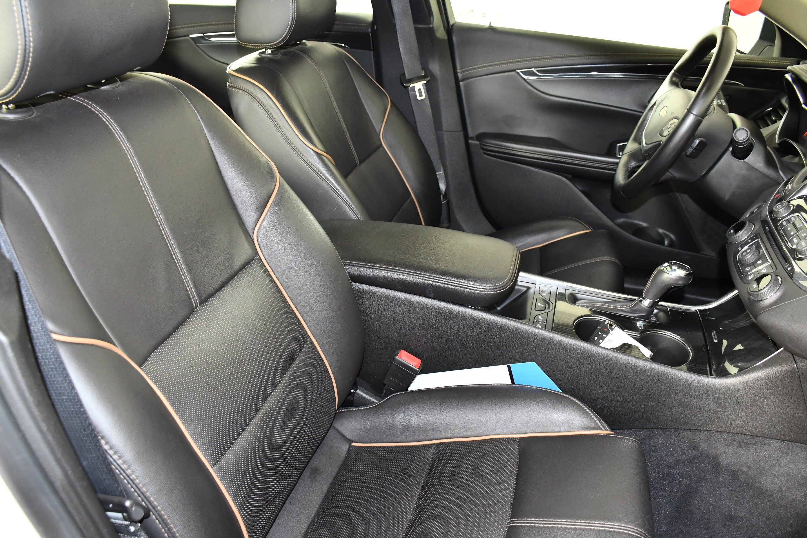 Used 2020 White Chevrolet Premier image 41