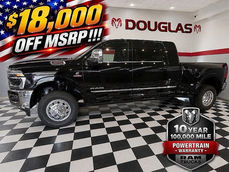 New 2026 Diamond Black Crystal Pearl-Coat Exterior Paint RAM Longhorn Mega Cab 6