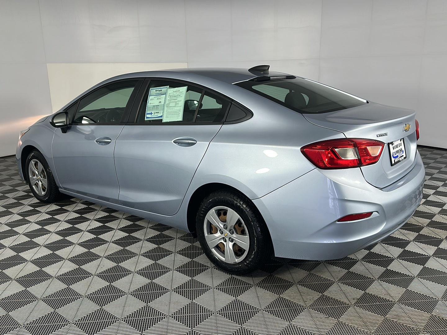 Used 2018 Arctic Blue Metallic Chevrolet LS image 20