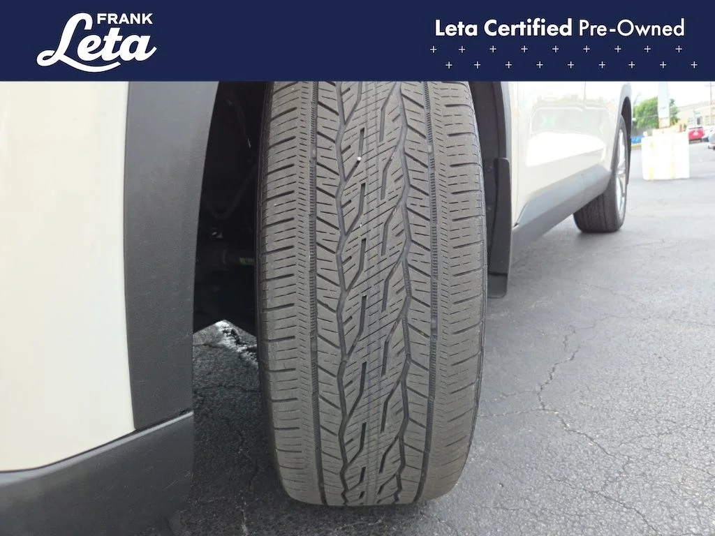 Used 2024 White Toyota Platinum image 26