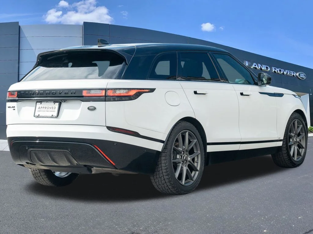 Used 2021 White Land Rover P250 R-Dynamic S image 4