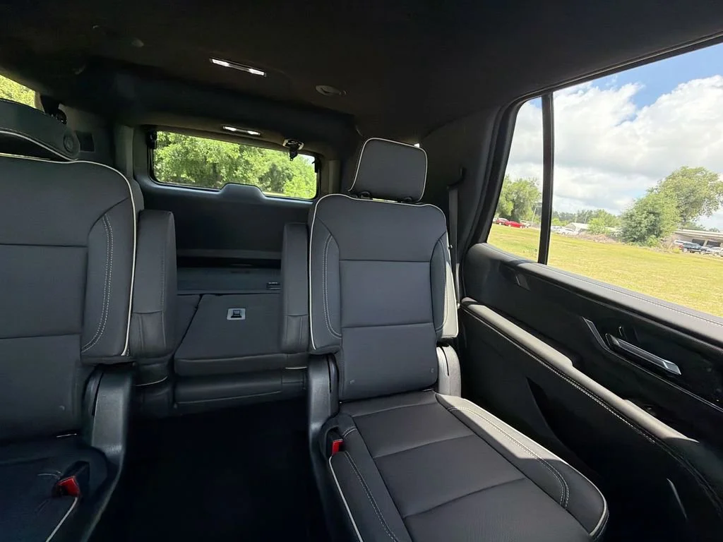 New 2026 Sterling Metallic GMC Elevation image 29