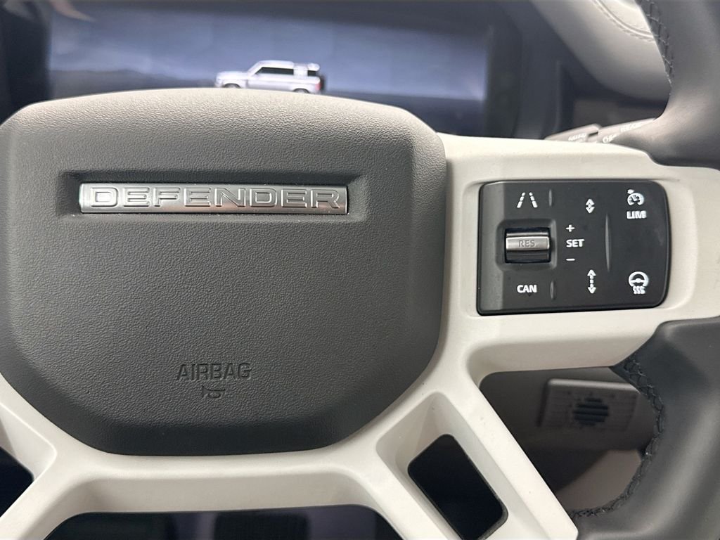2025 Land Rover Defender S - Photo 12