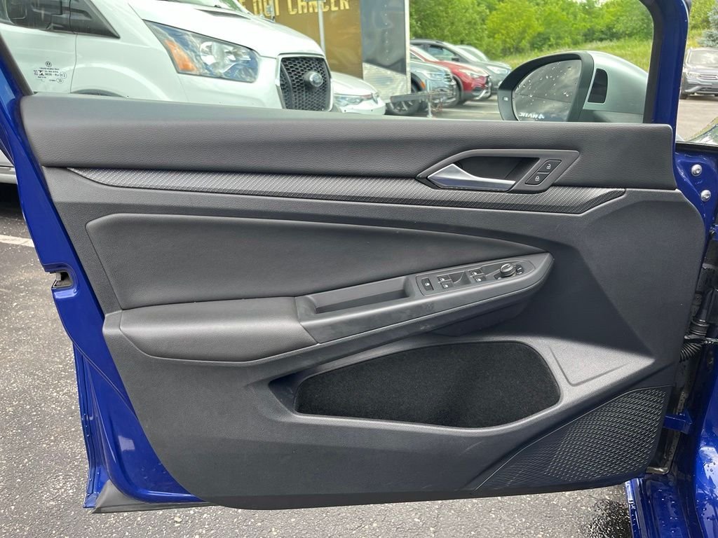 2022 Volkswagen Golf R R - Photo 9