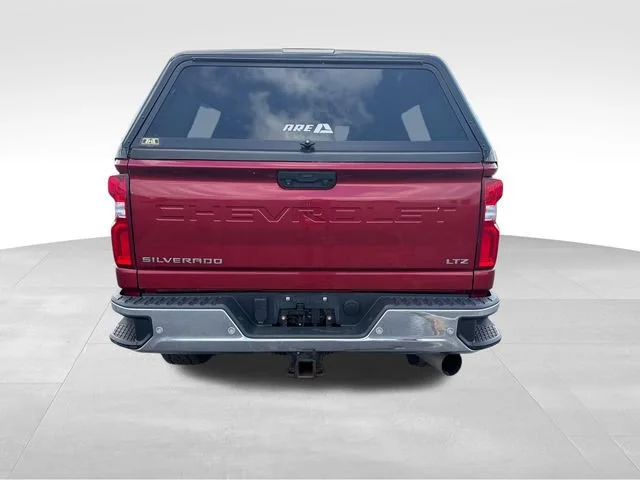 Used 2020 CAJUN RED TINTCOAT Chevrolet LTZ image 4