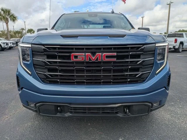 Used 2024 Downpour Metallic GMC Elevation image 9