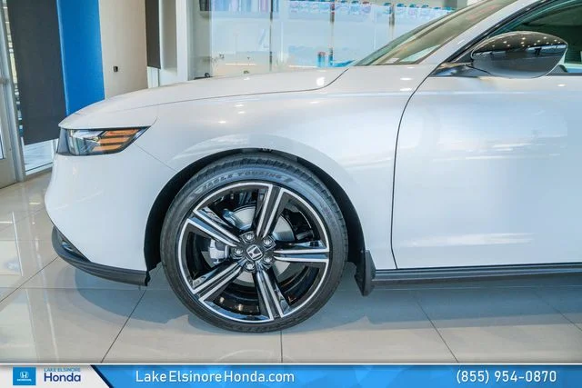 New 2026 Platinum White Pearl Honda SE image 7