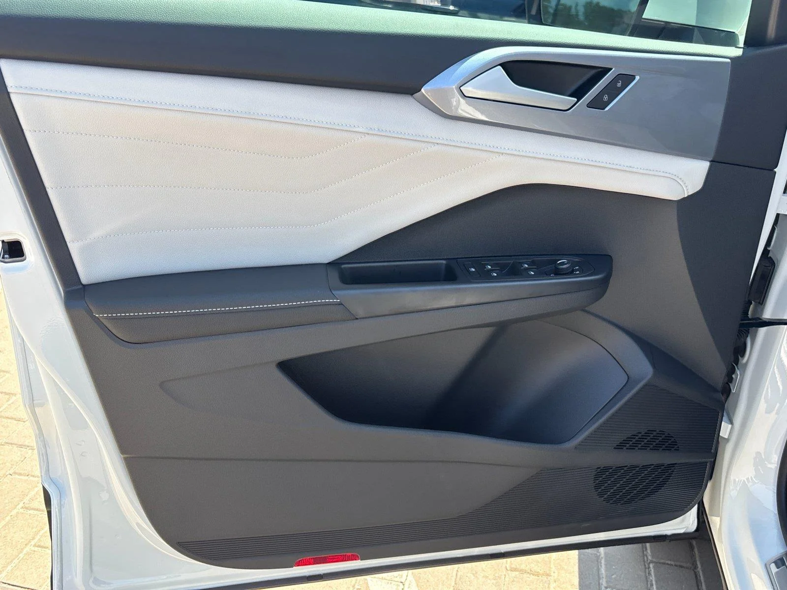 New 2026 Pure White Volkswagen SEL image 13