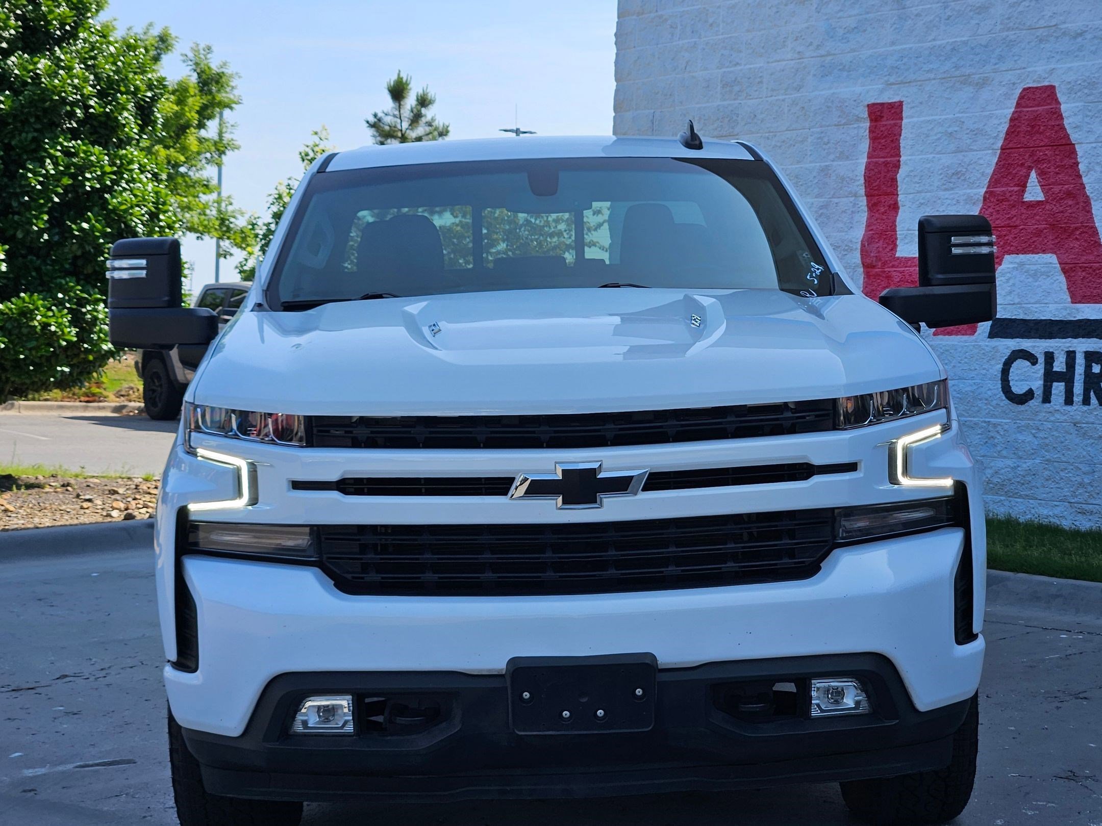 Used 2021 Chevrolet Silverado 1500 RST with VIN 1GCUYEEL6MZ272516 for sale in Little Rock