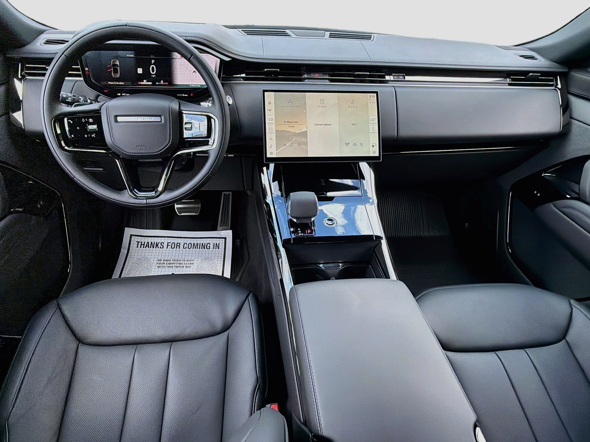 New 2027 Fuji White Land Rover Dynamic SE image 15
