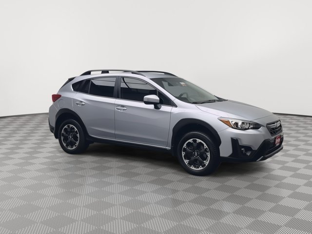 Used 2023 Ice Silver Metallic Subaru Premium image 34
