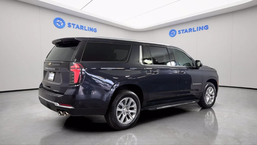 2025 Chevrolet Suburban Premier - Photo 9