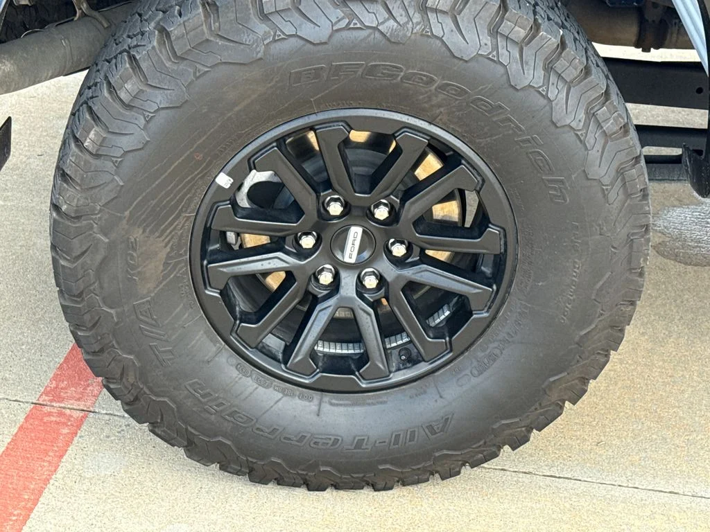 Used 2024 White Ford Raptor image 9