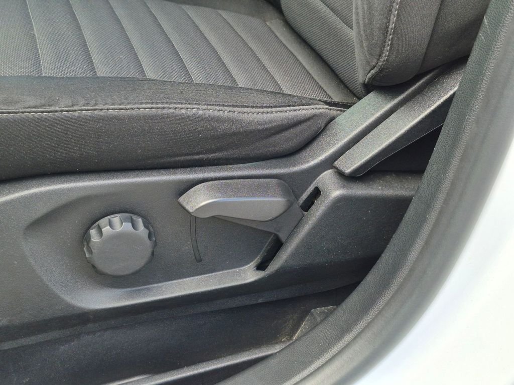 Used 2021 White Ford SE image 17