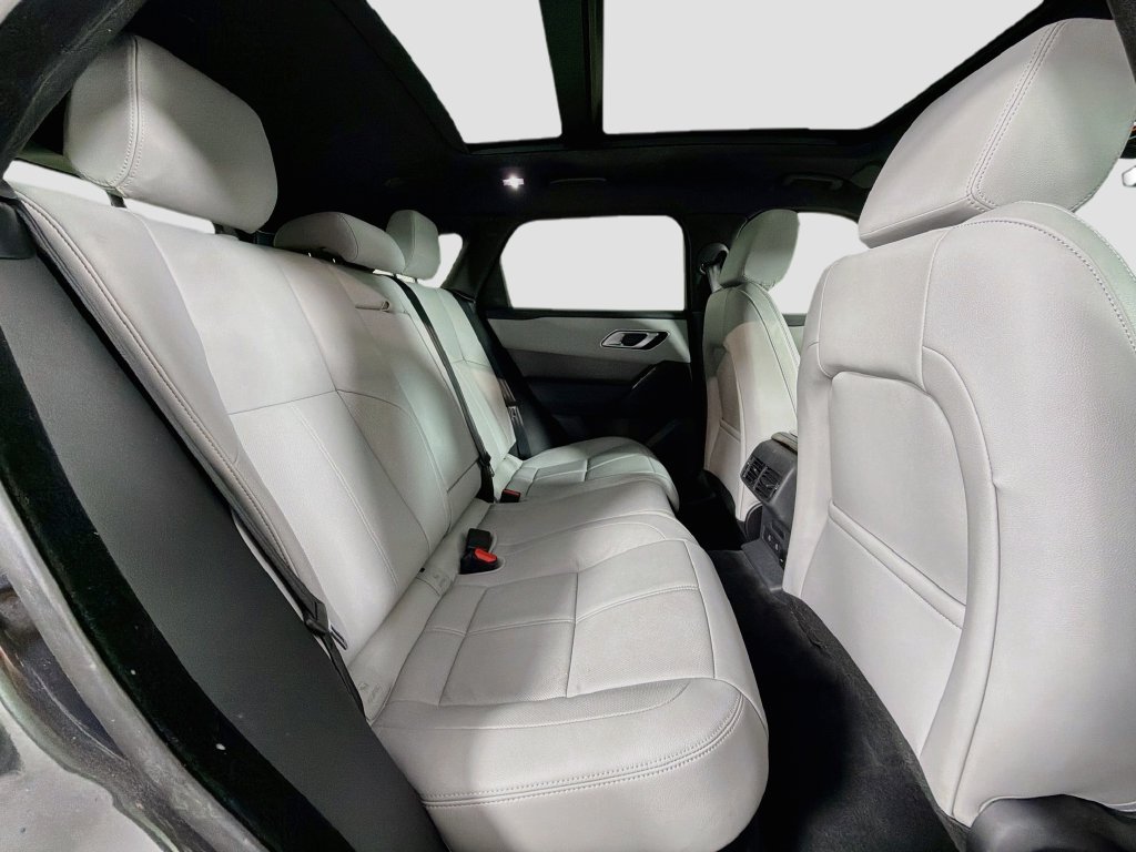 Used 2026 Gray Land Rover S image 29