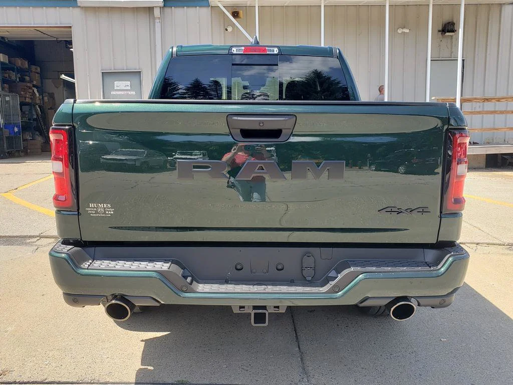 New 2026 Serrano Green Metallic RAM Express image 4