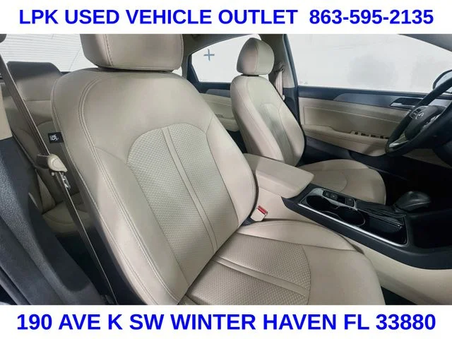 Used 2019 Black Hyundai SEL image 25