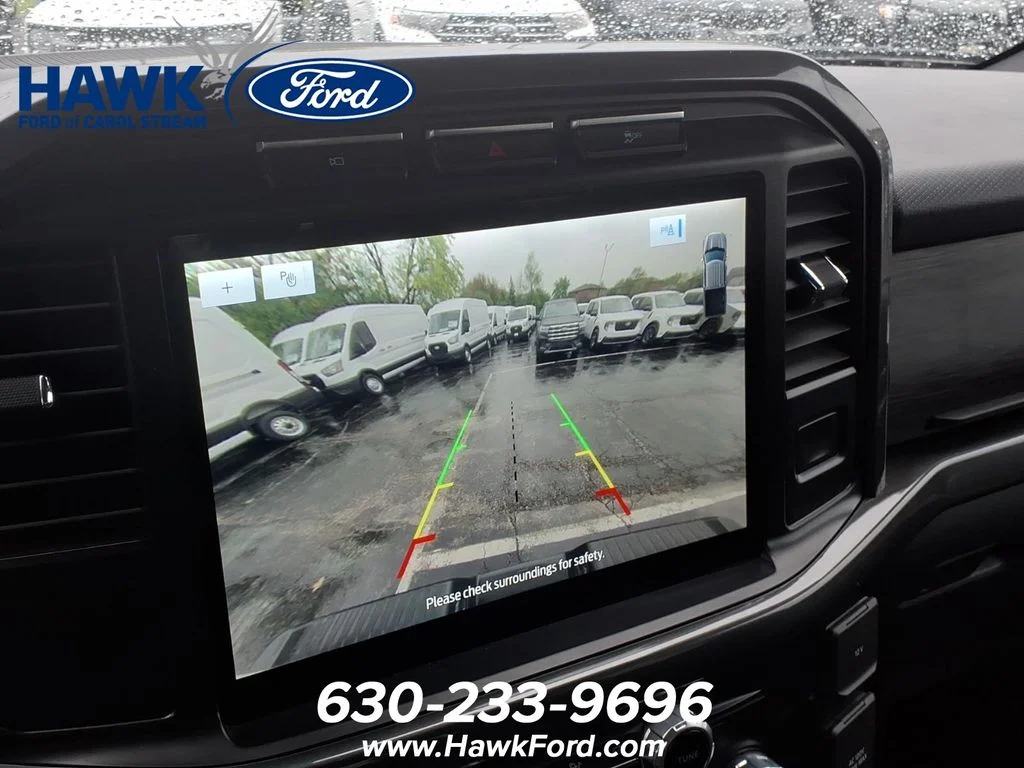 Certified Used 2023 Oxford White Ford XLT image 10