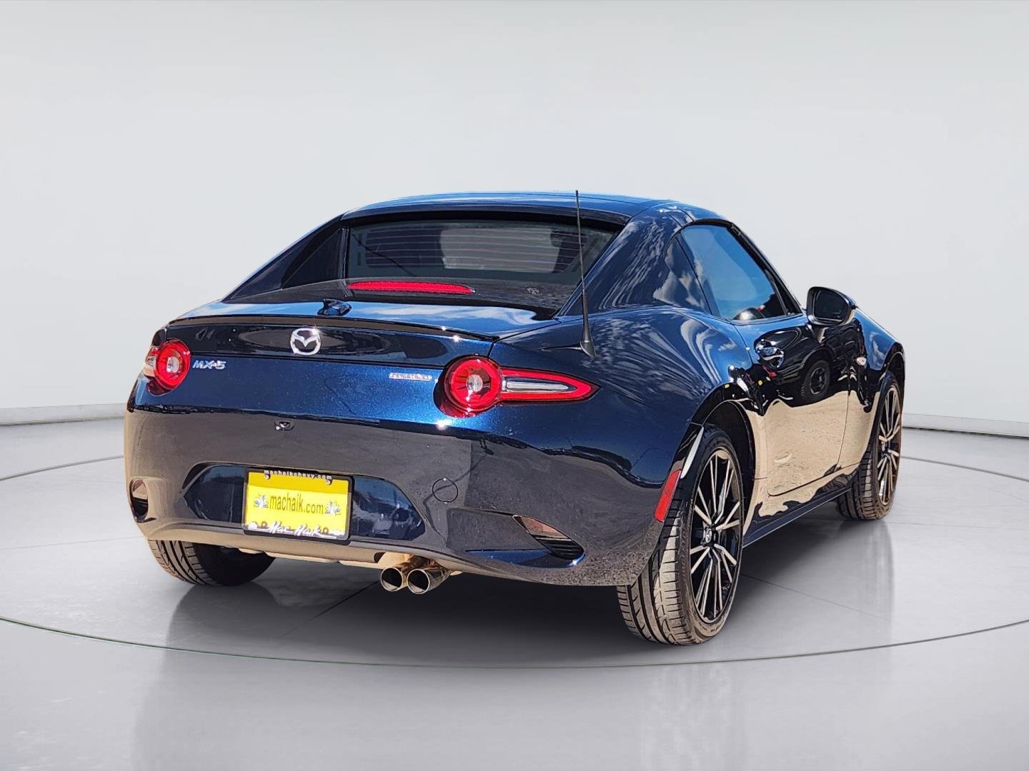 2025 Mazda MX-5 Miata RF photo 7 of 32