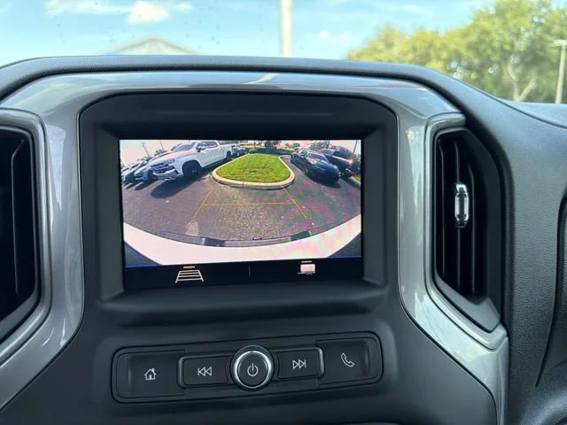 Used 2022 Summit White Chevrolet Custom image 22