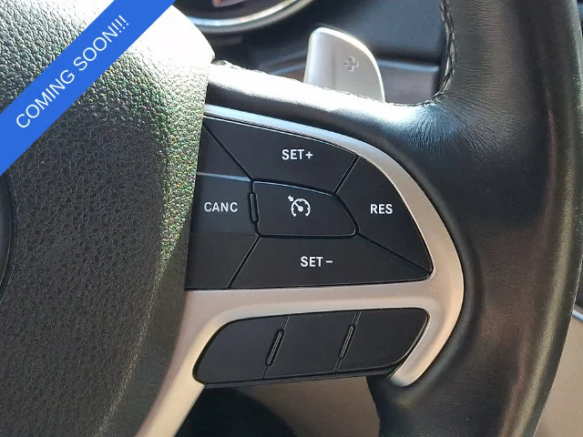 Used 2017 Blue Jeep Limited image 24