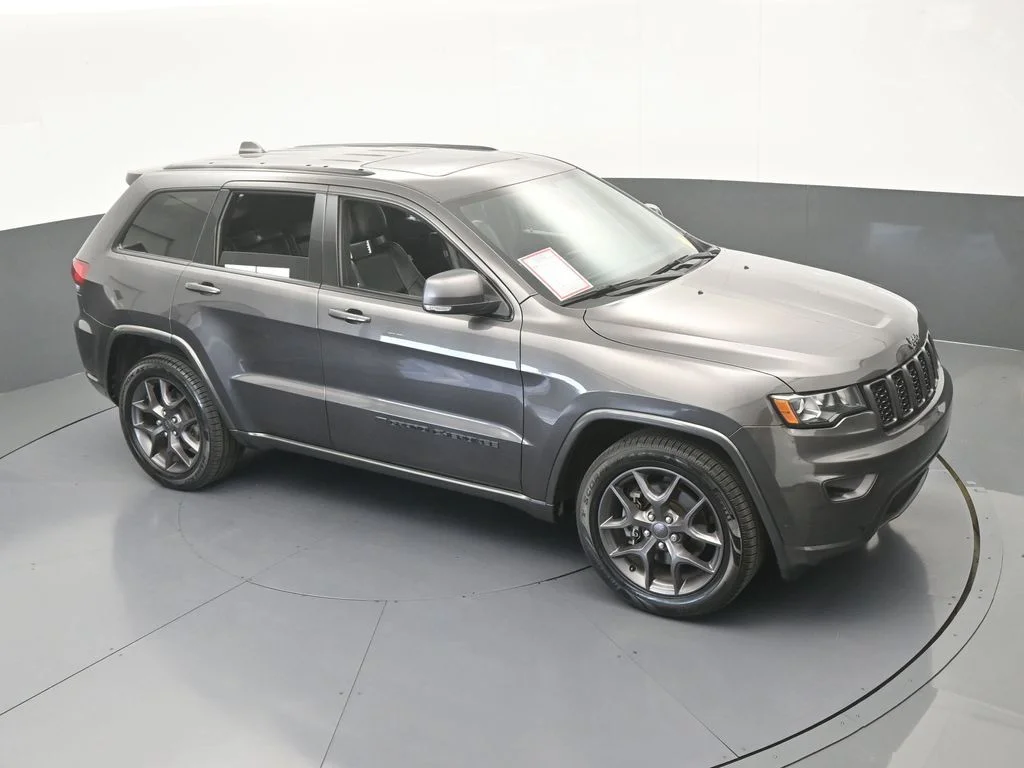 Used 2021 Granite Crystal Metallic Clearcoat Jeep Limited image 53