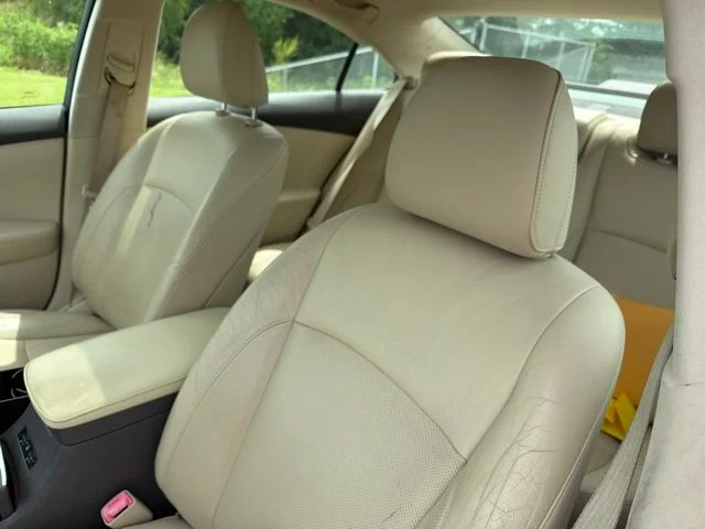 Used 2011 Beige Lexus 350 image 10