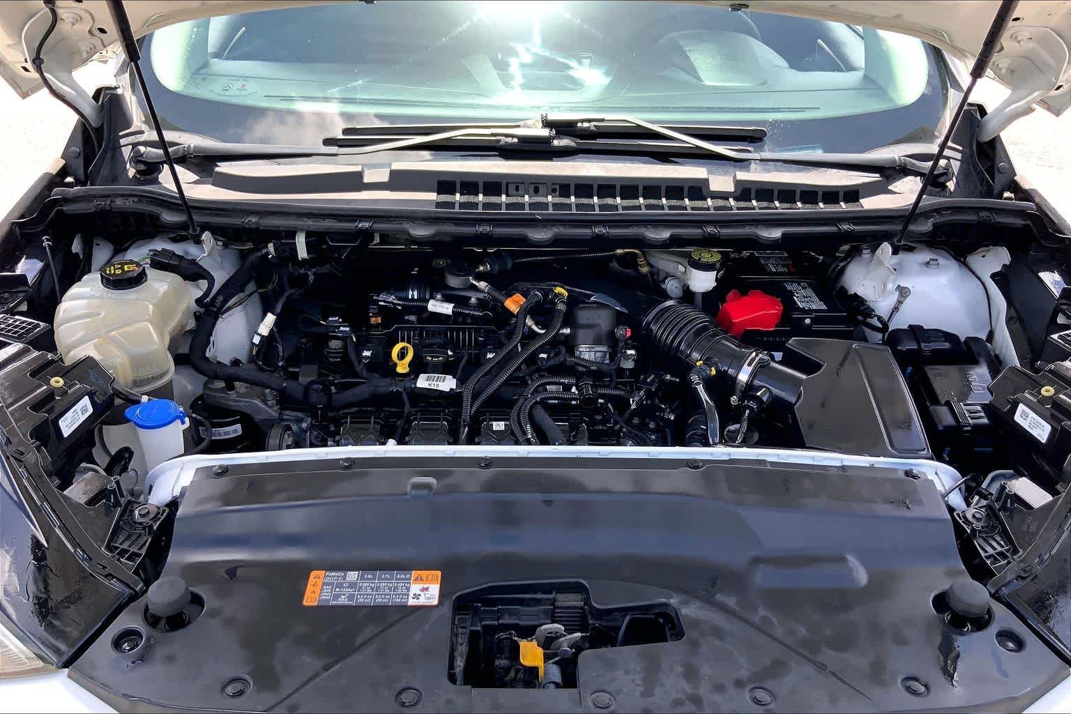 Used 2020 Star White Metallic Tri-Coat Ford SEL image 31