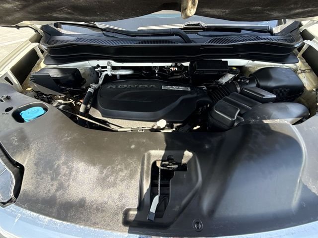 Used 2019  Honda Touring image 28