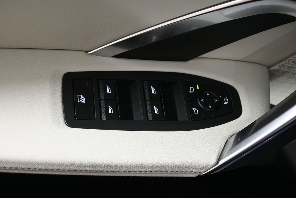 Used 2026 Blue BMW xDrive28i image 30