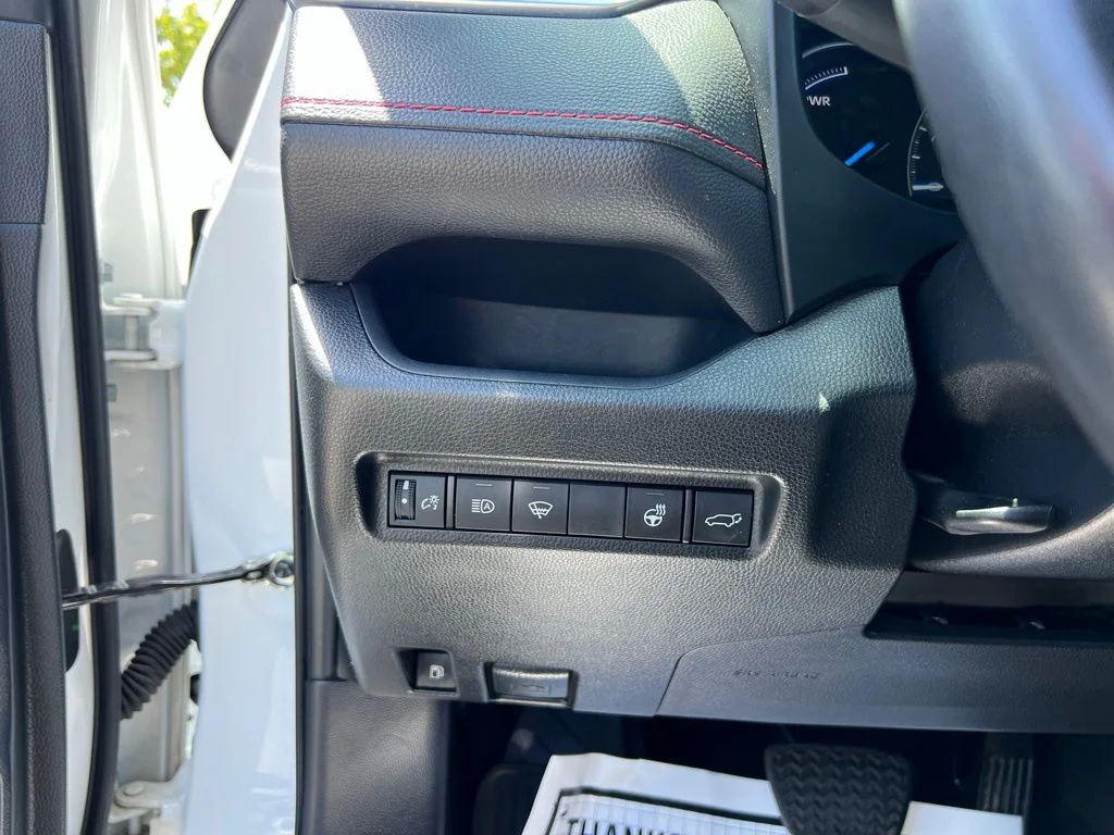 Used 2022 White Toyota SE image 25